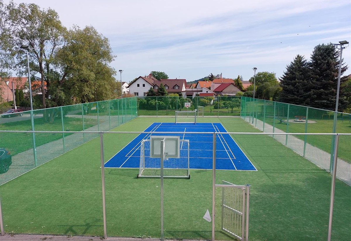 Multifunkční hřiště